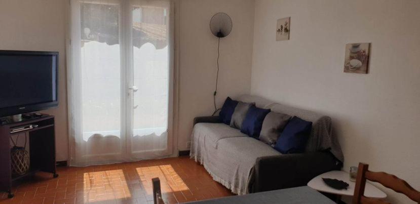 Location Saisonniere Lägenhet Coursan Exteriör bild