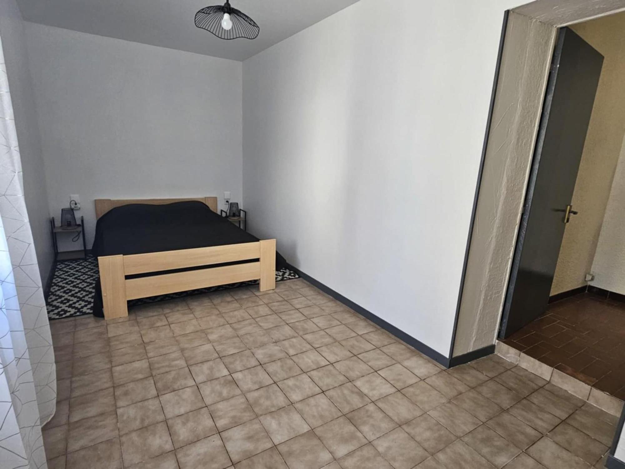Location Saisonniere Lägenhet Coursan Exteriör bild